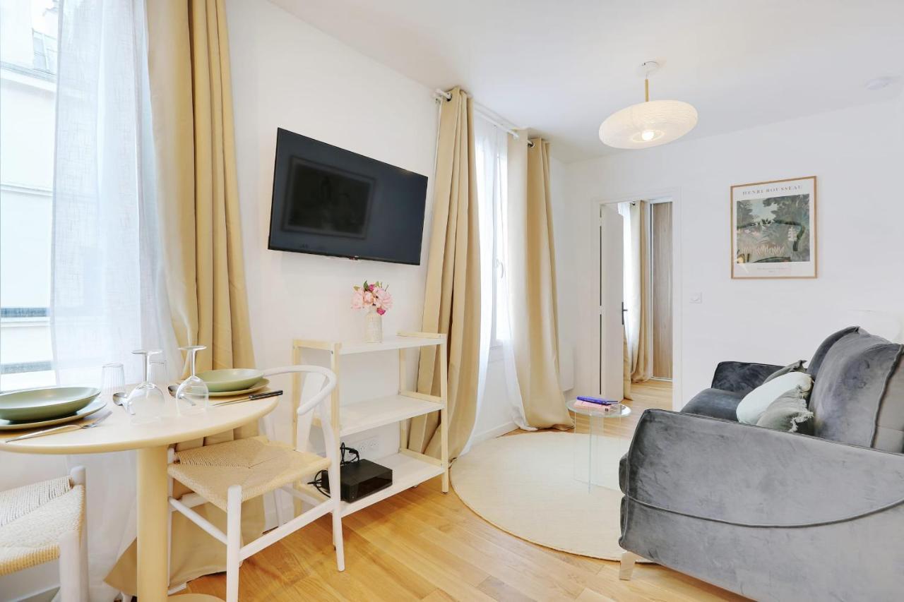 Homy Apartment 4P1Br ปารีส ภายนอก รูปภาพ